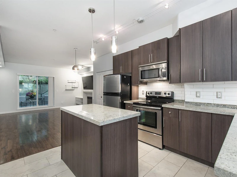 102 - 3888 Norfolk Street, Burnaby BC V5G 1E5
