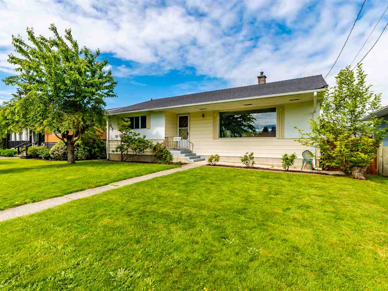 9833 Barber Drive, Chilliwack BC V2P 4G8