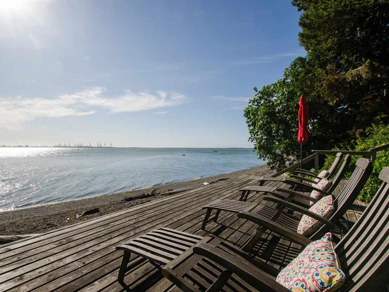 310 Tsawwassen Beach Road, Delta BC V4M 4C9