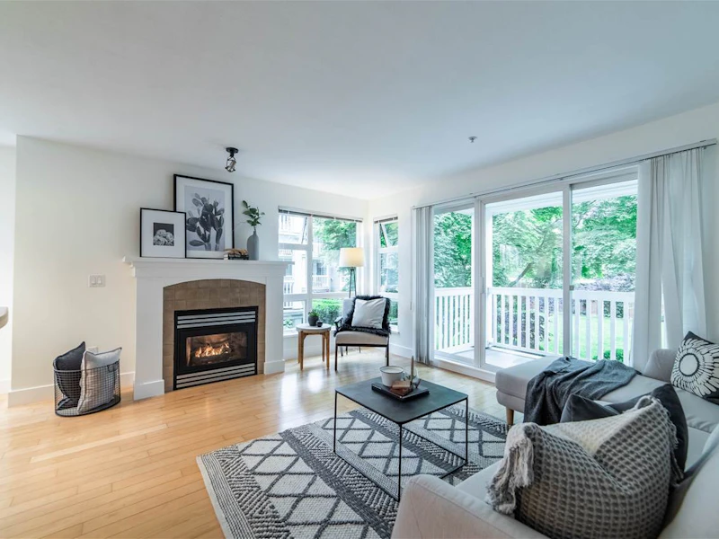 201 - 1868 W 5th Avenue, Vancouver BC V6J 1P3