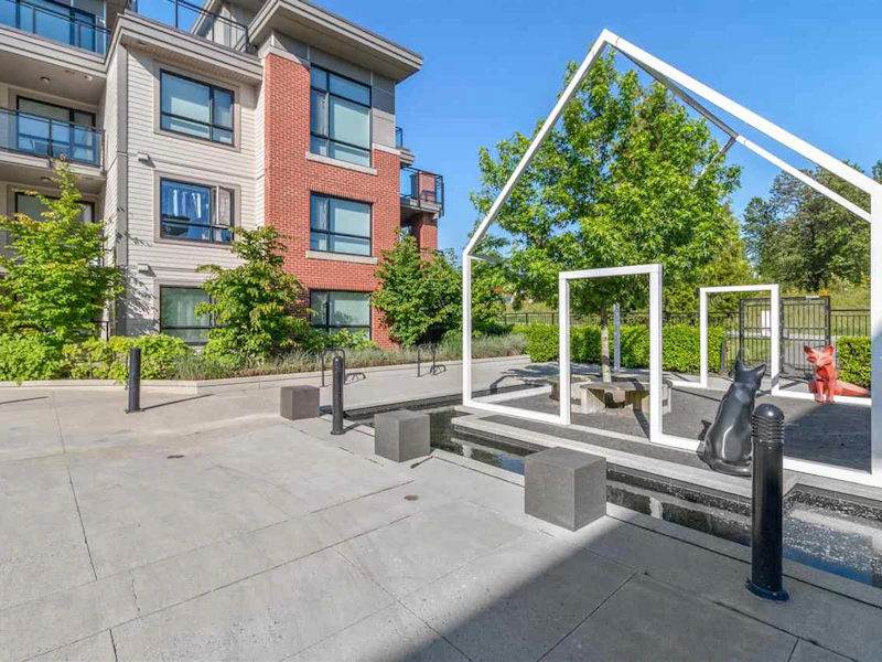 219 - 7088 14th Avenue, Burnaby BC
