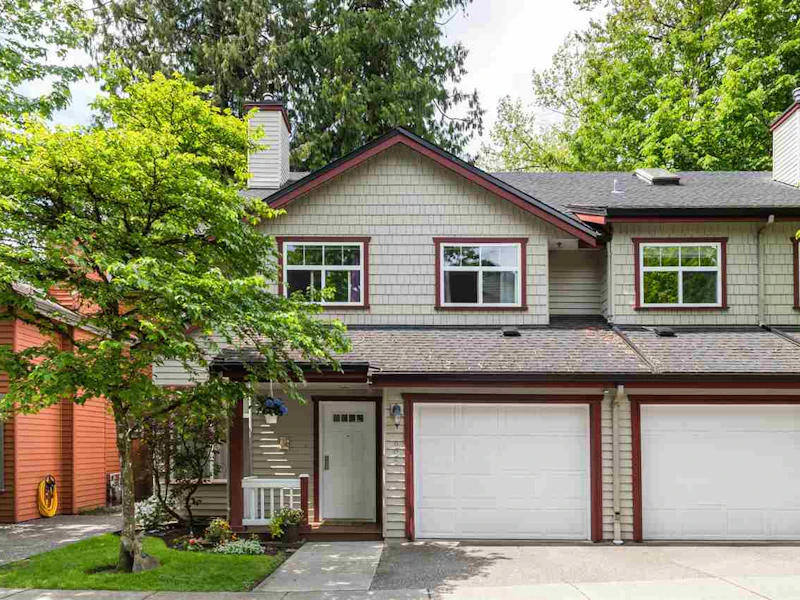 995 Premier Street, North Vancouver BC V7J 2G7