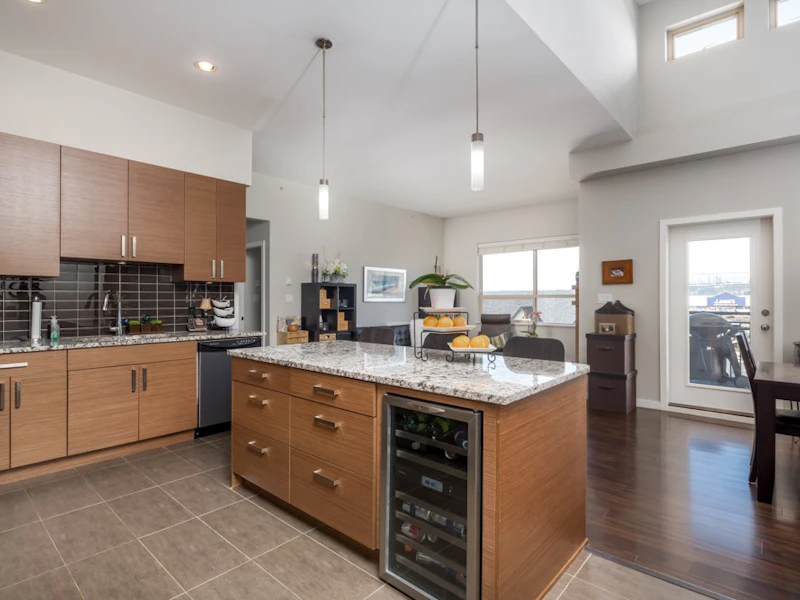 405 - 288 Hampton Street, New Westminster BC V3M 5L9