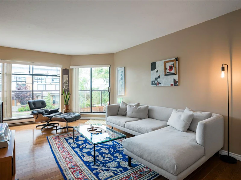 217 - 2222 Prince Edward Street, Vancouver BC V5T 4M6