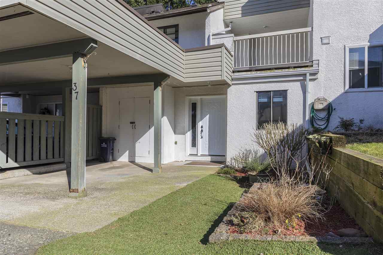 37-2830 W Bourquin Cres  