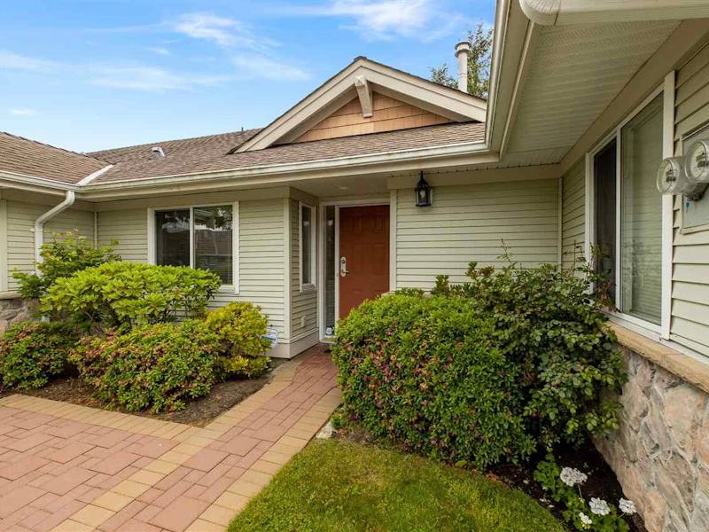 2 - 17516 4th Avenue, Surrey BC V3Z 0R9