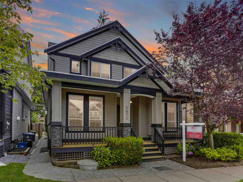 5870 131a Street, Surrey BC V3X 0C8
