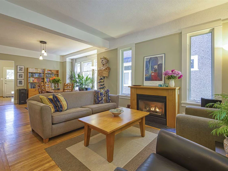 583 W 17th Avenue, Vancouver BC V5Z 1T6