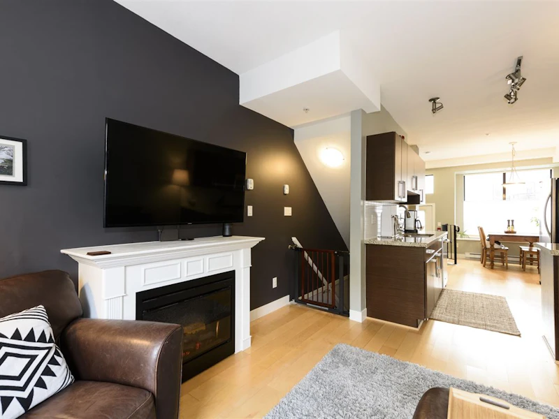 113 - 1859 Stainsbury Avenue, Vancouver BC V5N 2M6