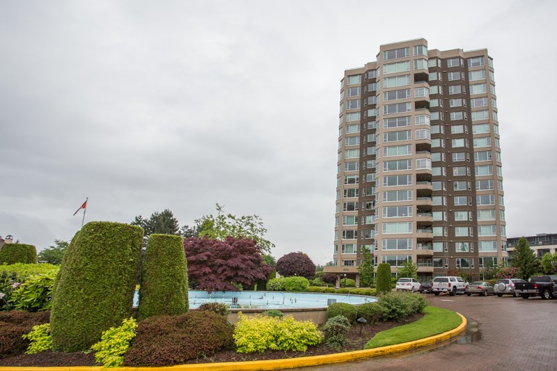 104-3170 Gladwin Rd  