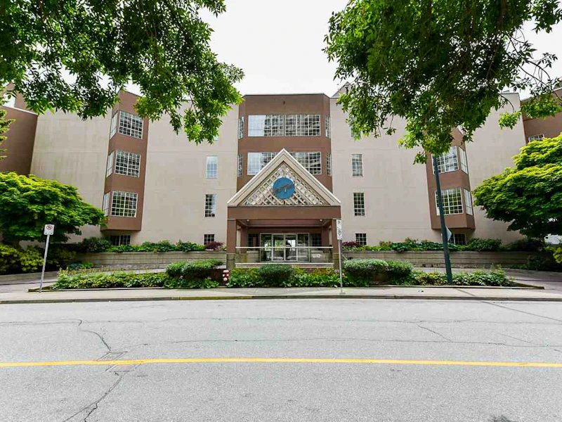 201 - 1150 Quayside Drive, New Westminster BC V3M 6E1