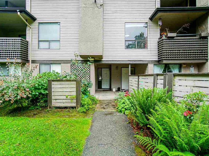 14806 Holly Park Lane, Surrey BC V3R 6Y2