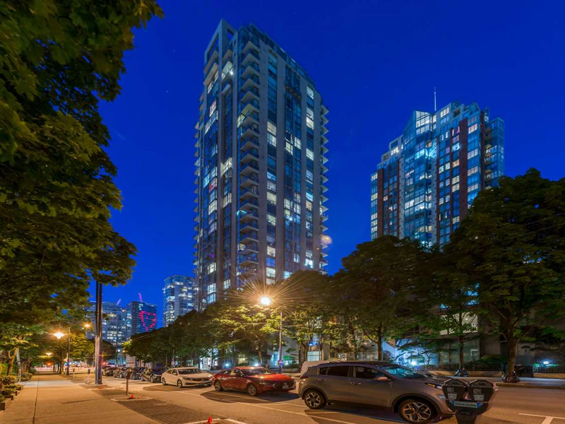 1403 - 928 Richards Street, Vancouver BC V6B 6P6