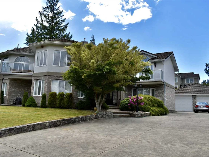 6453 N Gale Avenue, Sechelt BC