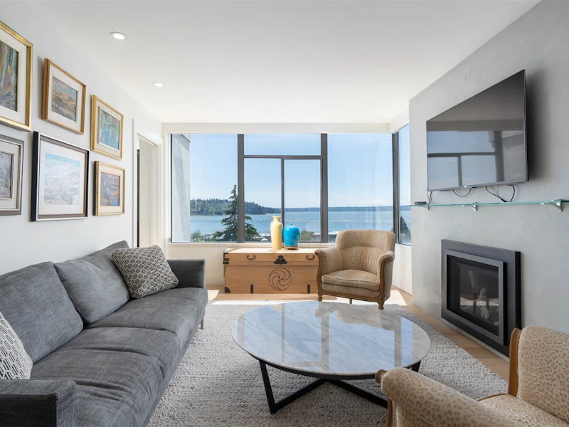 601 - 1420 Duchess Avenue, West Vancouver BC V7T 1H8