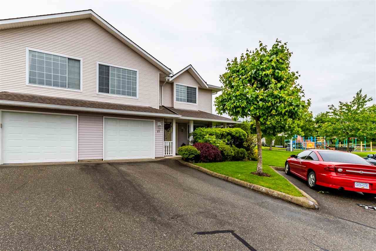 27-31255 Upper Maclure Rd  