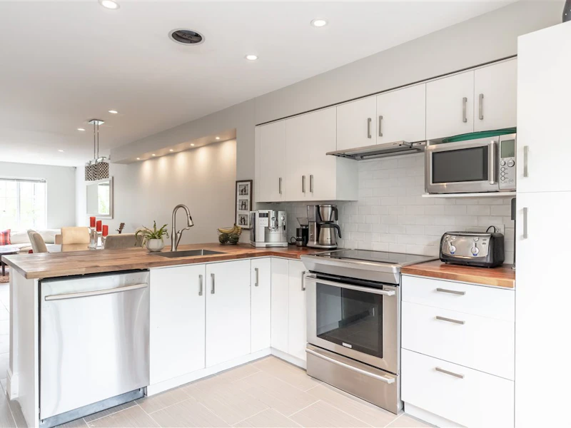 90 - 20875 80th Avenue, Langley BC V2Y 0B2