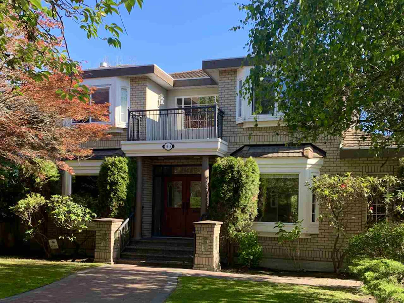 1 - 1918 W 44th Avenue, Vancouver BC V6M 2E7