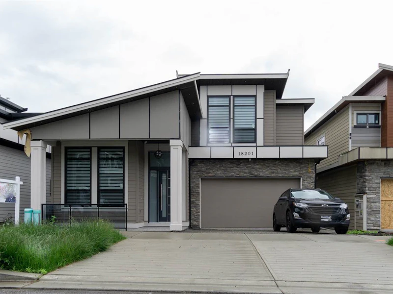 18201 97a Avenue, Surrey BC