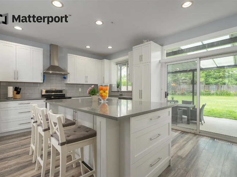 1062 Amazon Drive, Port Coquitlam BC V3B 8C1
