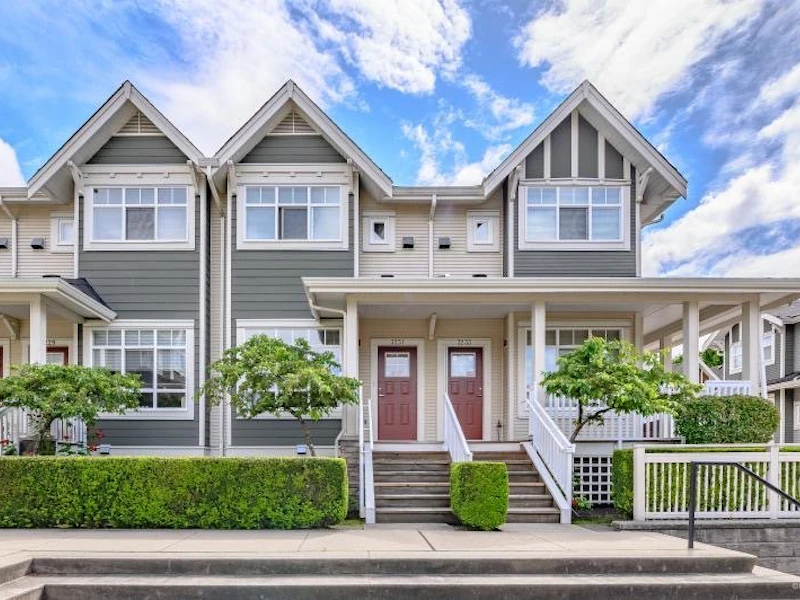 3231 Perrot Mews, Vancouver BC V5S 4W4