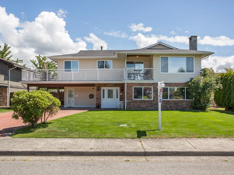 10220 Cornerbrook Crescent, Richmond BC V7E 4H4