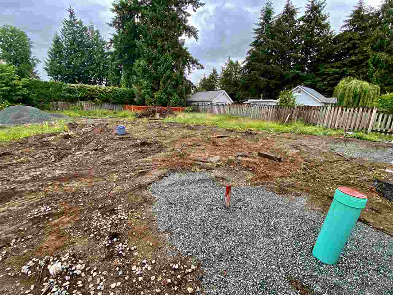 LT.2-2810 Maple St  