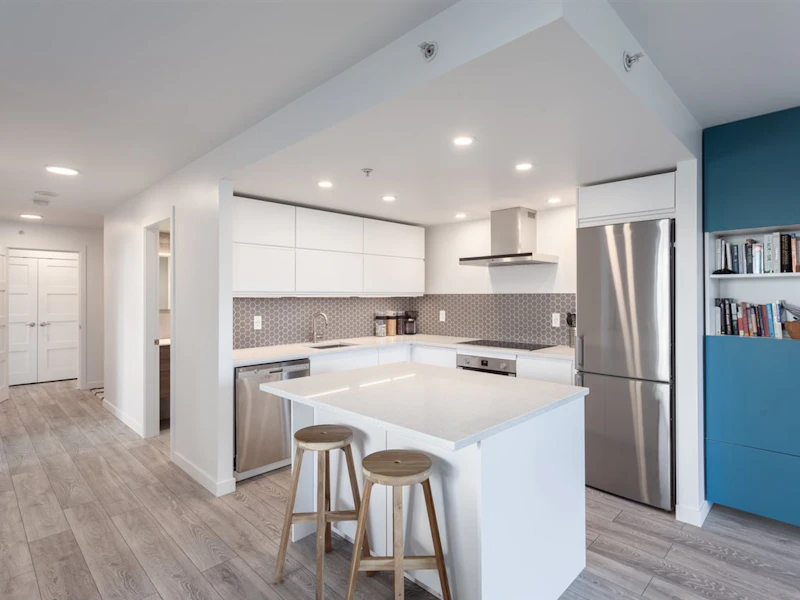 401 - 1255 Main Street, Vancouver BC V6A 4G5