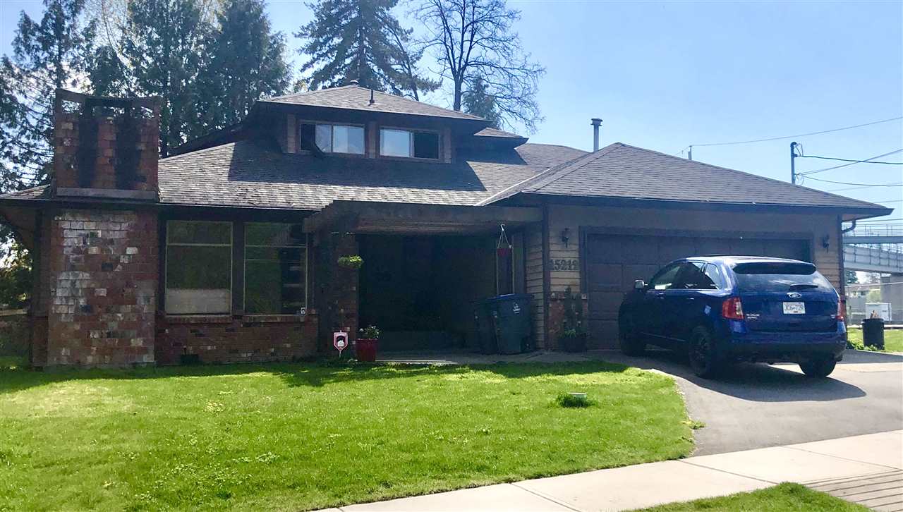 15212 112 Ave  