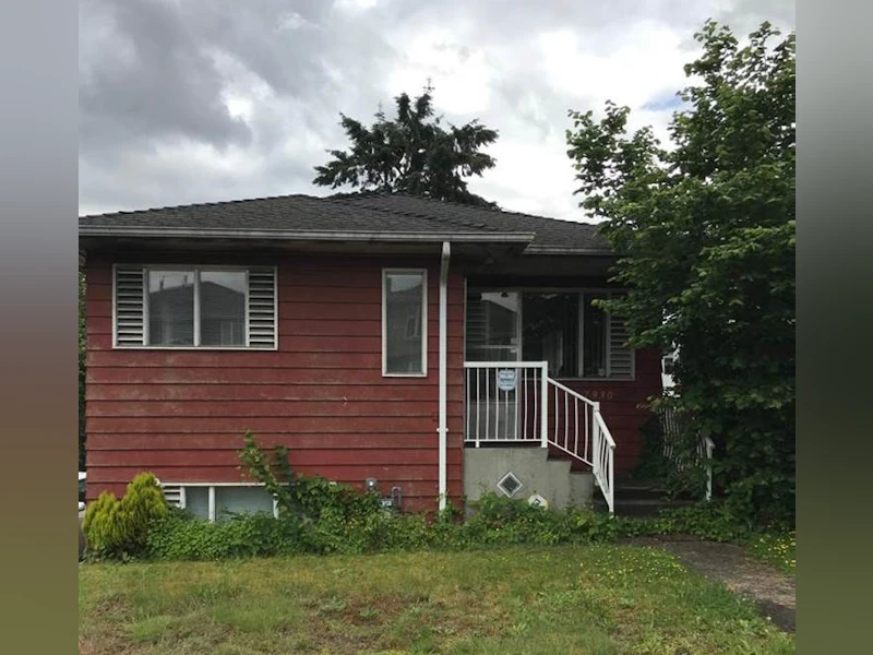 7930 16th Avenue, Burnaby BC V3N 1R3