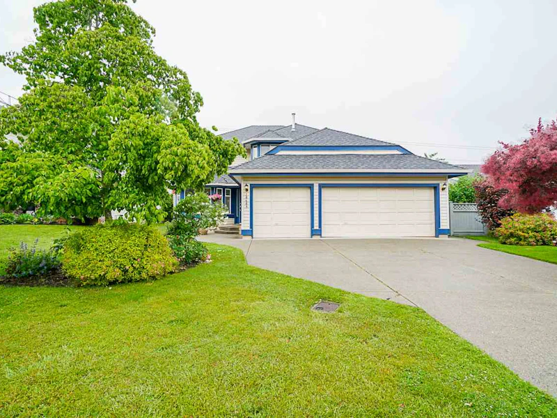 18683 57th Avenue, Surrey BC V3S 7N3