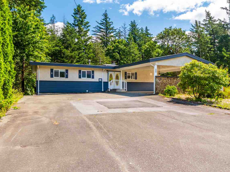 415 7th Avenue, Hope BC V0X 1L4