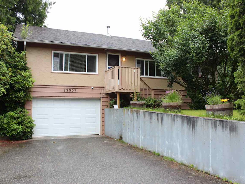 33507 George Ferguson Way, Abbotsford BC V2S 2L9