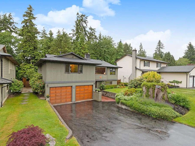 3091 Hoskins Road, North Vancouver BC V7J 3B5