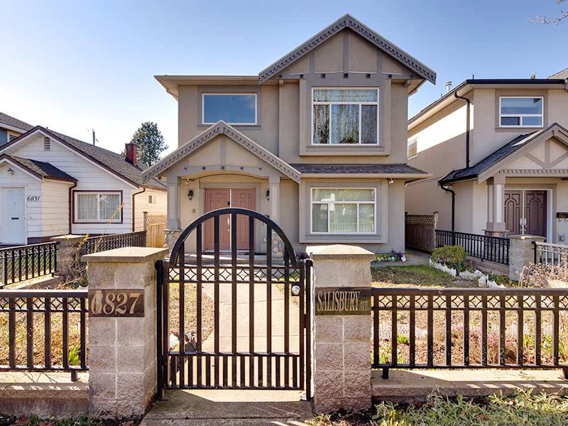 6827 Salisbury Avenue, Burnaby BC V5E 2Z4