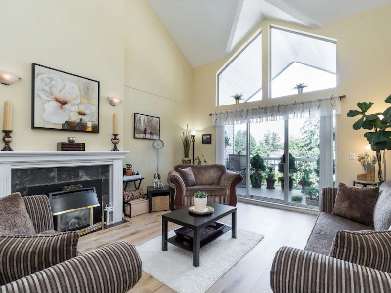 309 - 13918 72nd Avenue, Surrey BC V3W 0T4