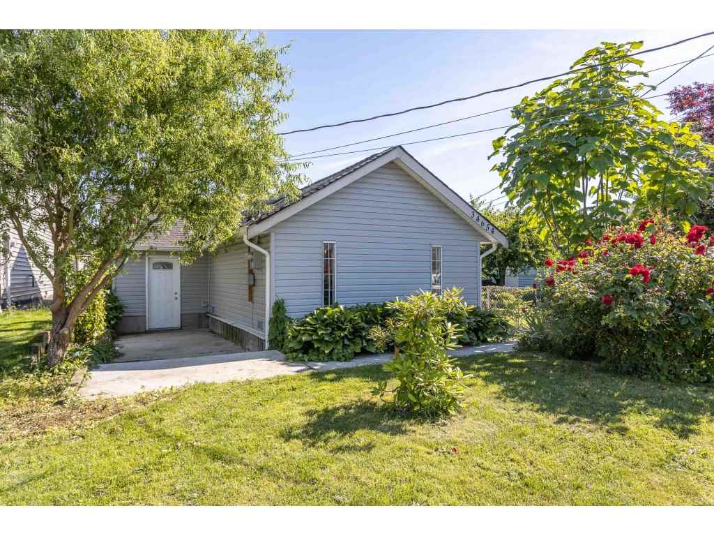 34654 4 Ave  