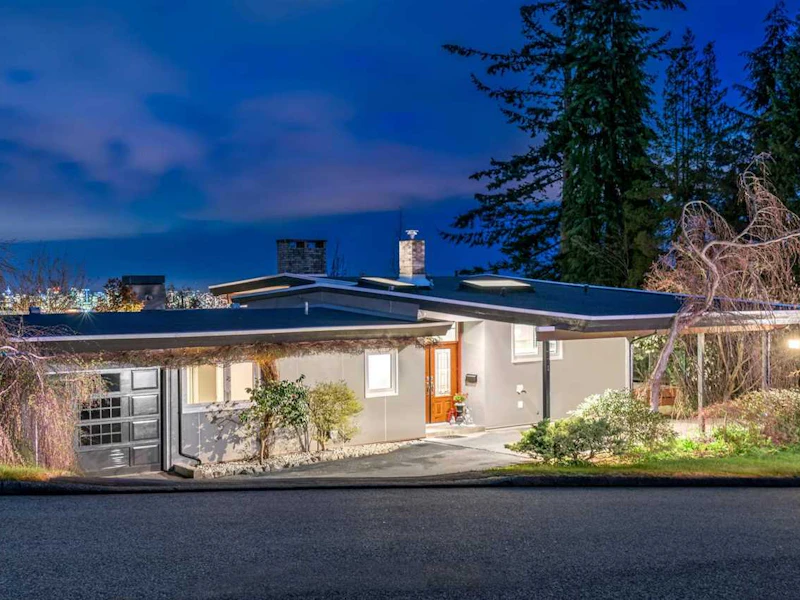 771 Tudor Avenue, North Vancouver BC V7R 1X1