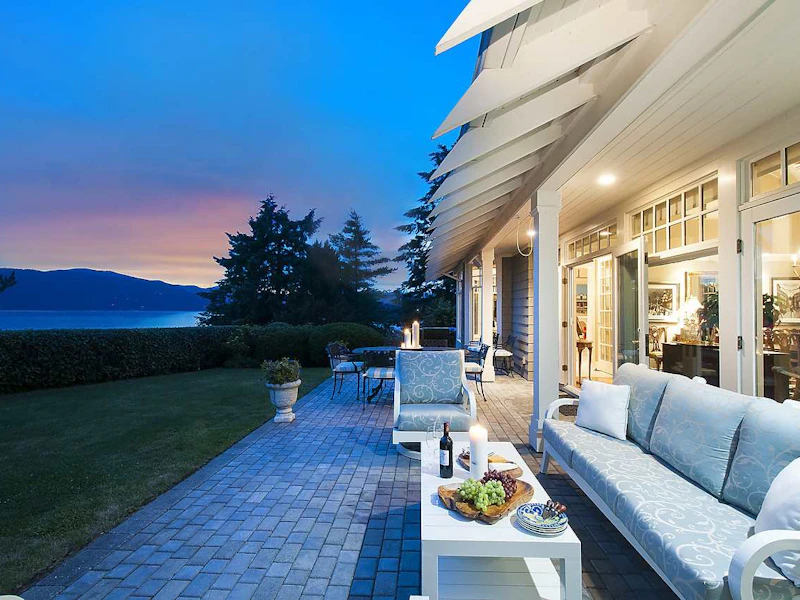 5330 Seaside Place, West Vancouver BC V7W 3E2