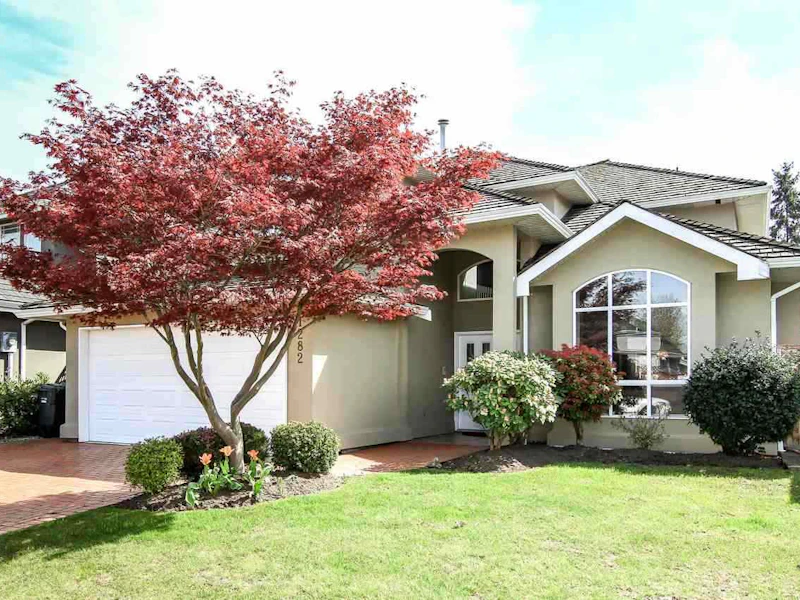 1282 Rama Avenue, New Westminster BC V3M 6T5