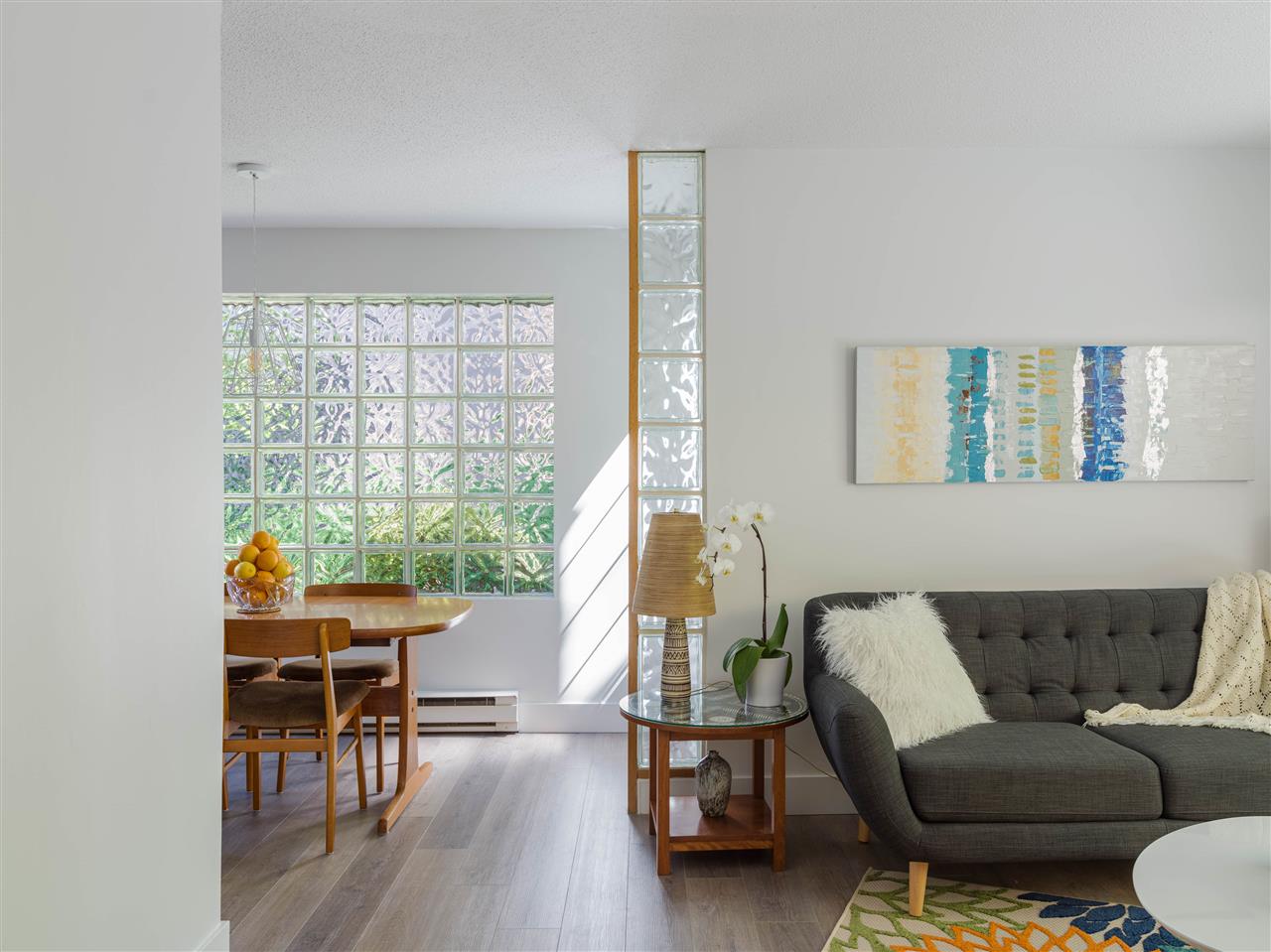 108-1525 Pendrell Street  