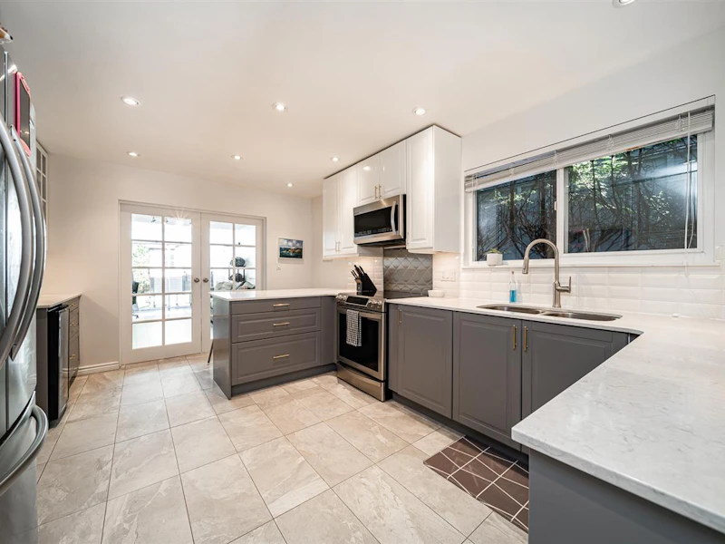 41829 Government Road, Squamish BC V0N 0A4