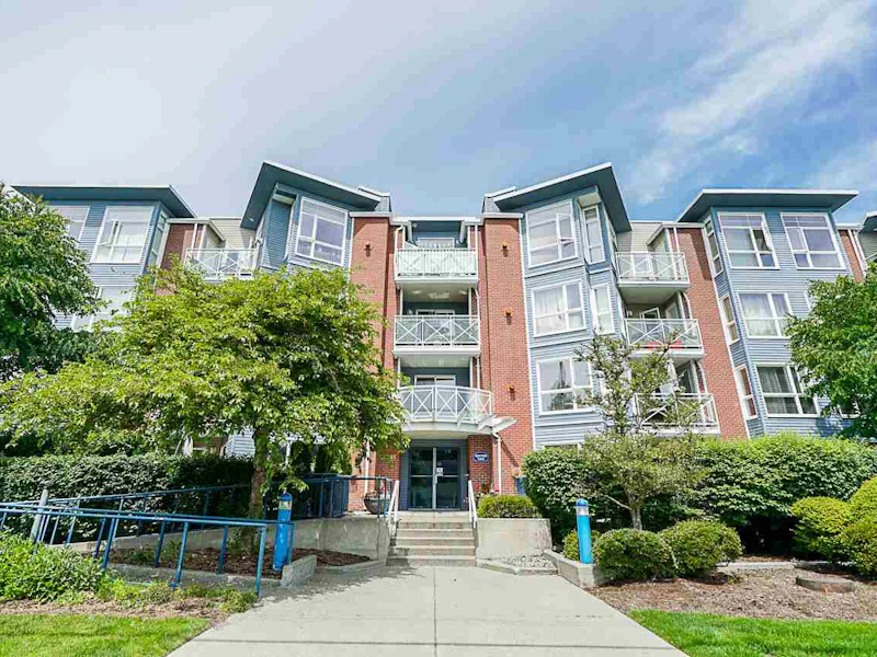 207 - 20245 53rd Avenue, Langley BC V3A 3V2