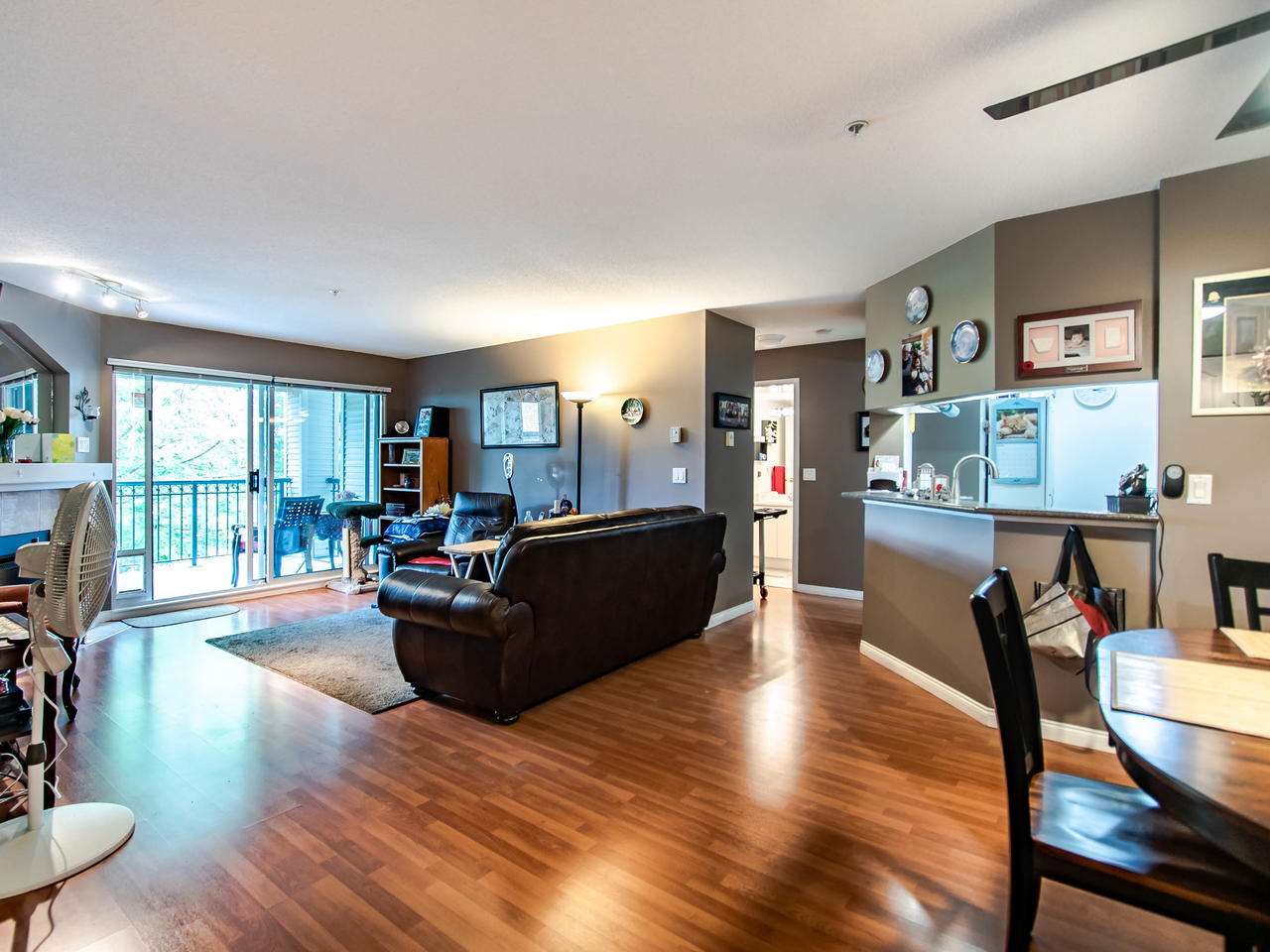 220-19528 Fraser Hwy  