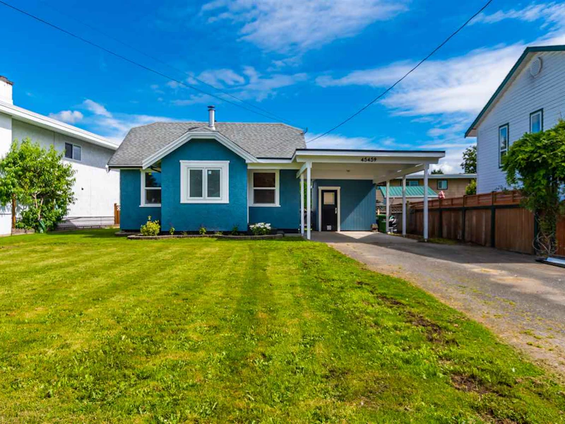 45459 Wellington Avenue, Chilliwack BC V2P 2G1