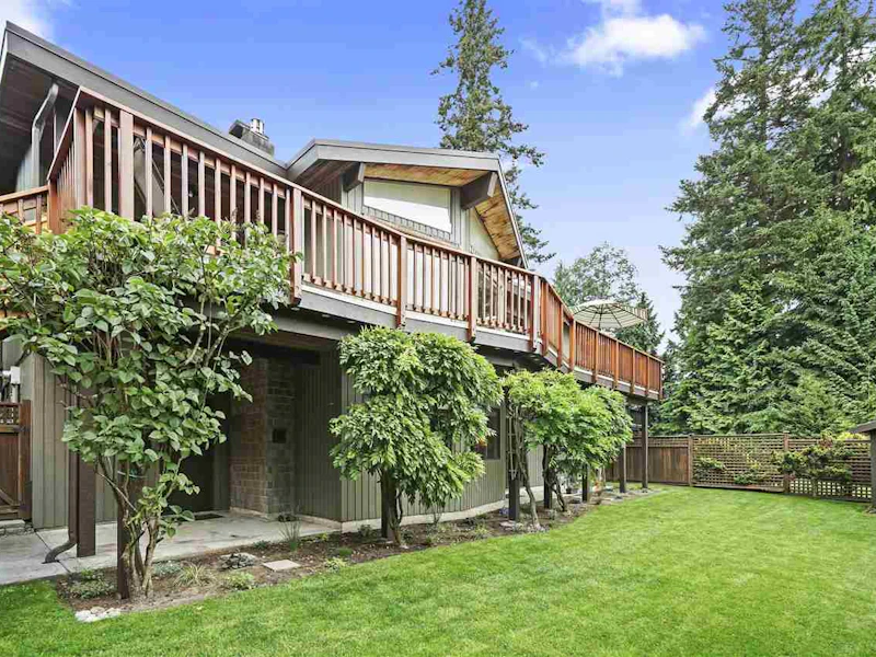 195 April Road, Port Moody BC V3H 3M7