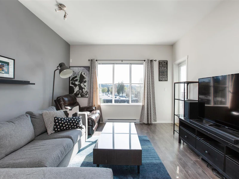 402 - 202 Lebleu Street, Coquitlam BC V3K 6X4
