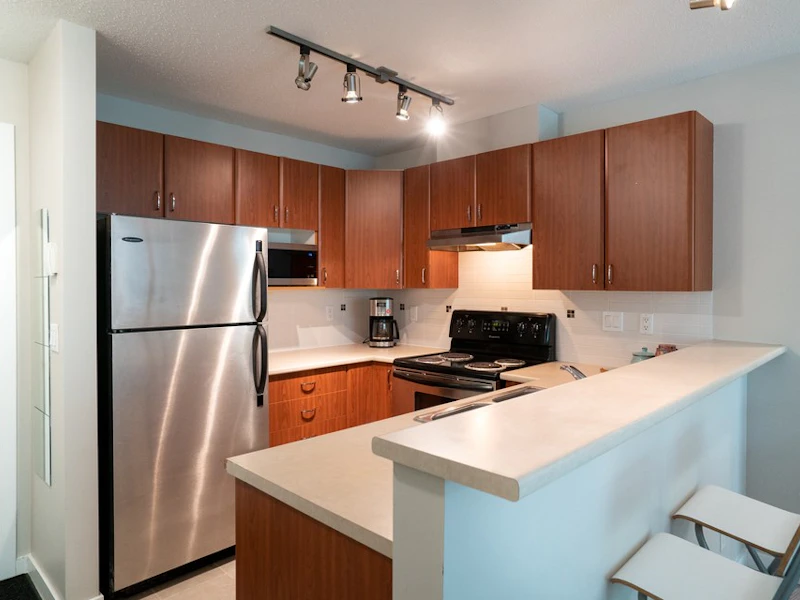 213 - 14885 105th Avenue, Surrey BC V3R 2V6