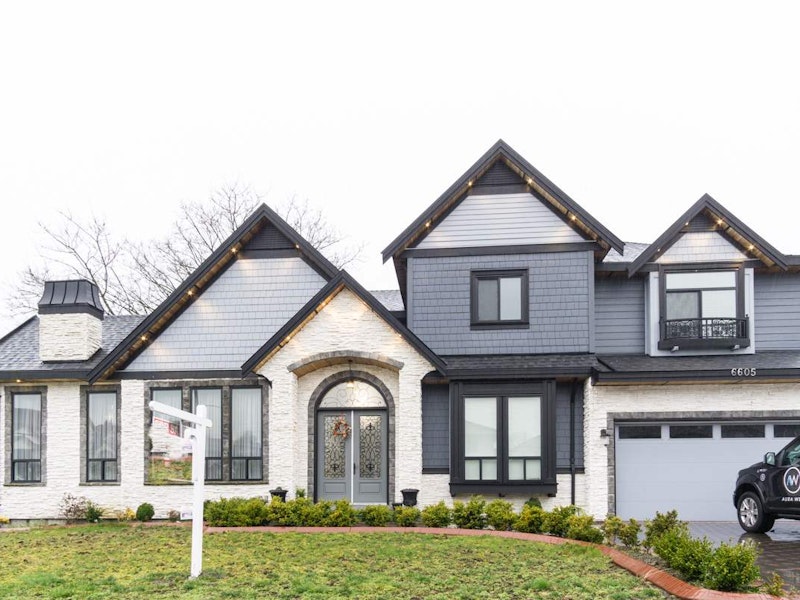 6605 124th Street, Surrey BC V3W 0Z3