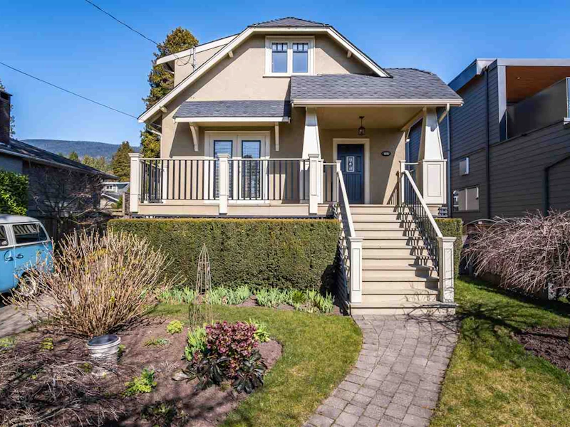 1275 Jefferson Avenue, West Vancouver BC V7T 2A9
